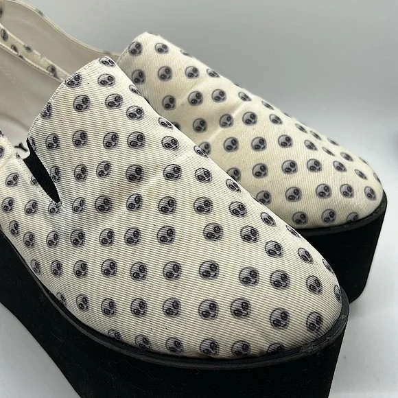 Omighty Cream Alien Platform Heels Shoes **Size 39/US Size 9** 👽👽 - Picture 3 of 9